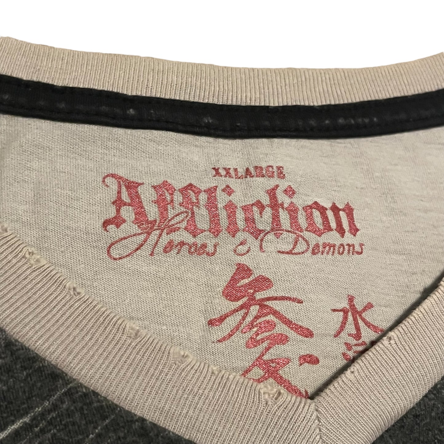 VINTAGE Affliction Heroes and Demons T Shirt (2XL)