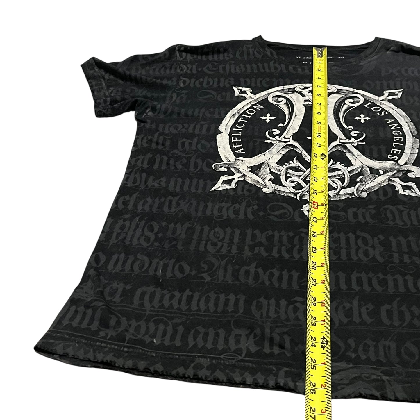 VINTAGE Affliction Cross T Shirt (Medium)