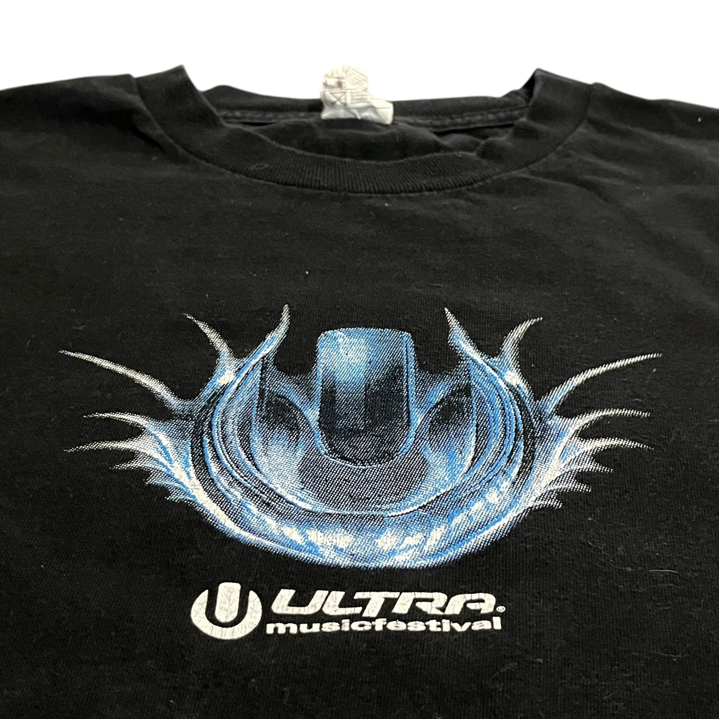 VINTAGE-ish 2012 Ultra Music Festival T Shirt (Medium)