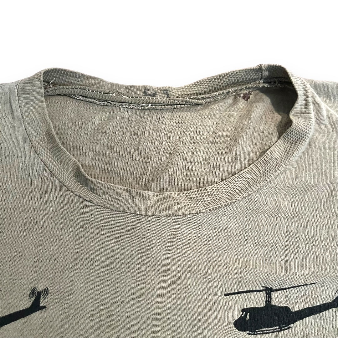 VINTAGE M*A*S*H* Boxy Cut T-Shirt T-Shirt (Medium)