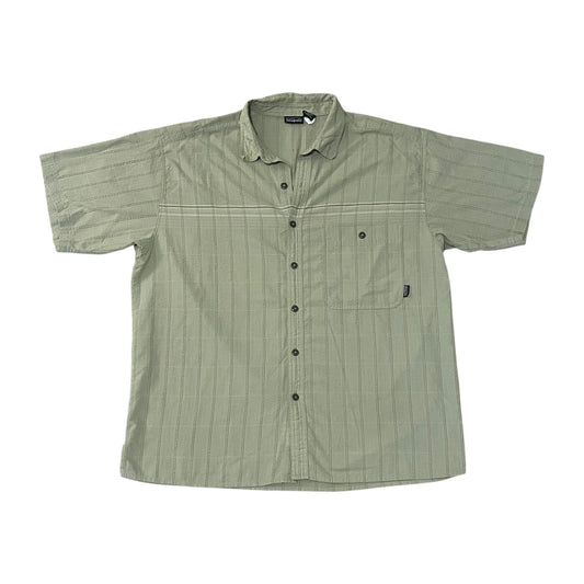 VINTAGE Patagonia Organic Cotton Plaid Button Up Shirt - Green (Large)