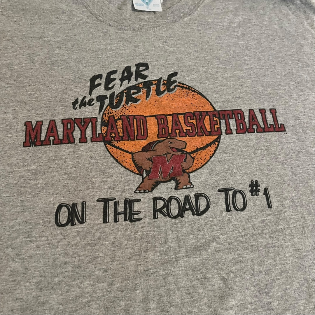 VINTAGE University of Maryland Terrapins Basketball T-Shirt UMD (XL)