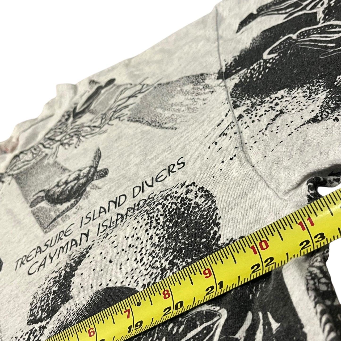 VINTAGE Treasure Island Turtles AOP T Shirt (XL)