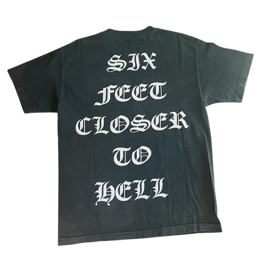 VINTAGE Carnifex Six Feet Closer to Hell T Shirt (Medium)
