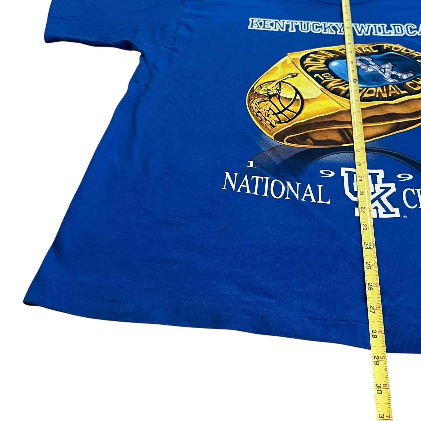 VINTAGE 1995 University of Kentucky Wildcats Ring T Shirt (XL)